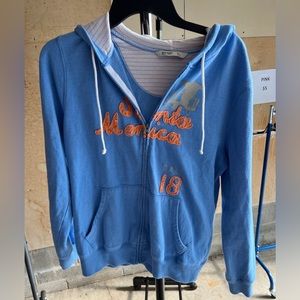 Hooded sweatshirt jacket